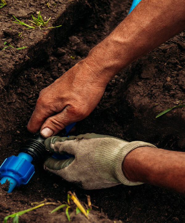 خرید لوازم آبیاری قطره ای